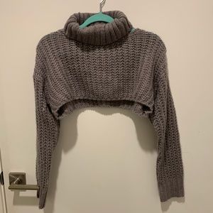 Lilac cropped sweater size S